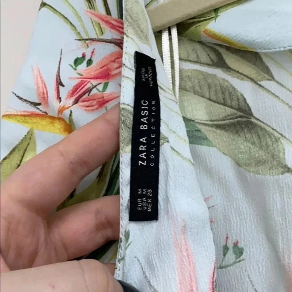 Zara Tropical Jungle Floral Print Ruffle Short Sleeve Low Back Mini Dress Size M - Picture 7 of 9